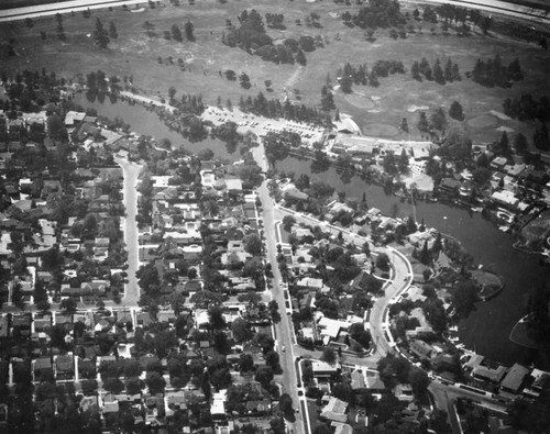 Toluca Lake--widely known as living center for stars