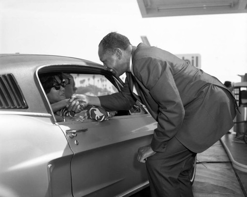 Tom Bradley mayoral campaign, 1969