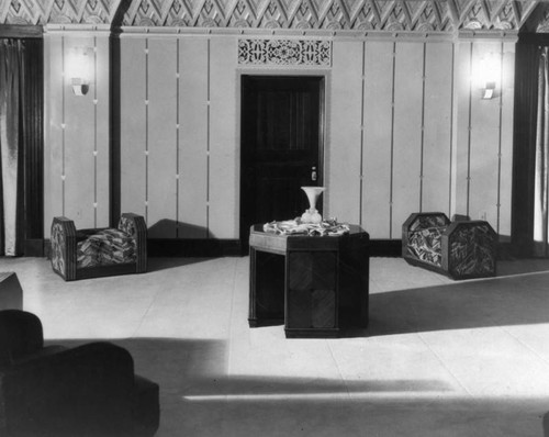 Center table, Pantages Theatre