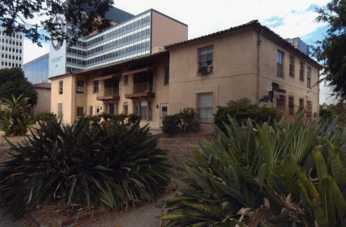 Bungalows at the Ambassador Hotel