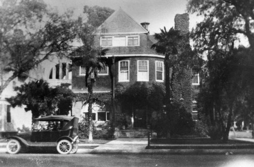 T.A. Eisen Residence