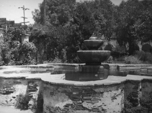 Brand Park fountain closeup, San Fernando Mission