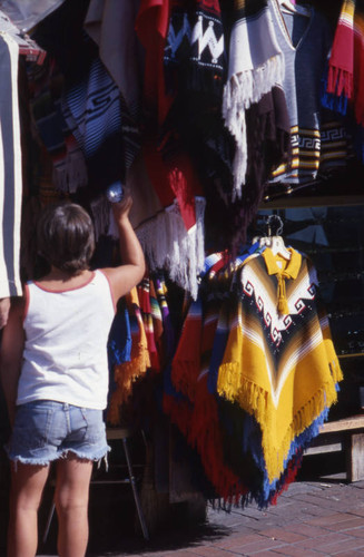 Olvera Street puesto