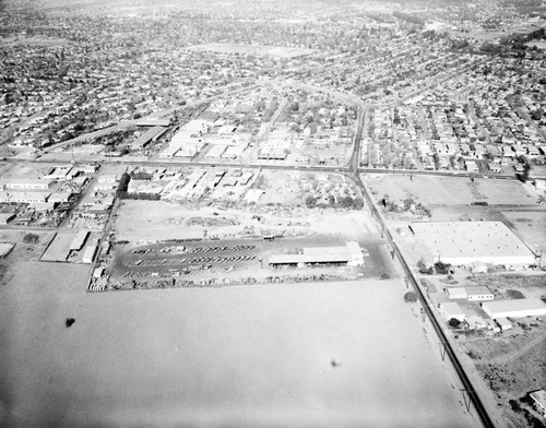 Hood Construction Co., Santa Fe Springs, looking north