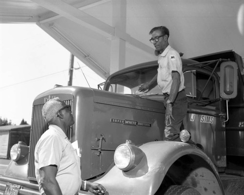 Mobil Service Station on Arlington Avenue