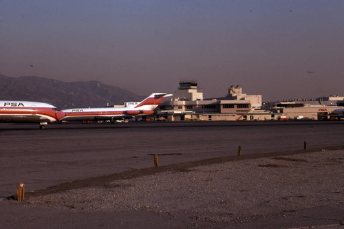 Hollywood-Burbank Airport