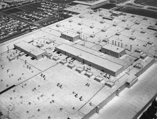 Ford Motor Co., Mercury Plant, Washington and Rosemead, looking east