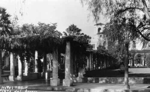 Vista del Arroyo Hotel, a postcard