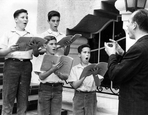 St. Charles Boys Choir rehearses for Ojai festival