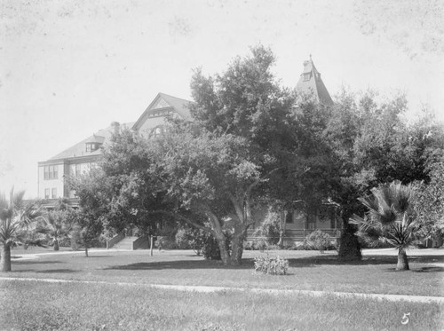 San Gabriel Hotel and grounds