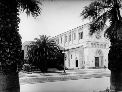 St. John's Episcopal Church, exterior