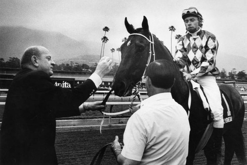 Alysheba and Chris McCarron win the San Bernardino Handicap at Santa Anita