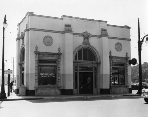 Beverly Hills depot