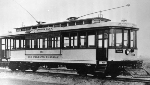 Huntington Park yellow streetcar