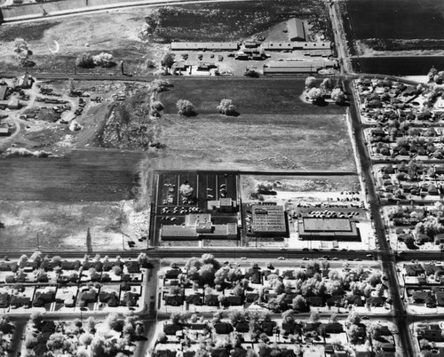Decade-long explosion built Reseda — Calisphere