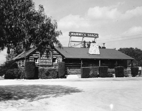 Mammy's Shack restaurant, exterior