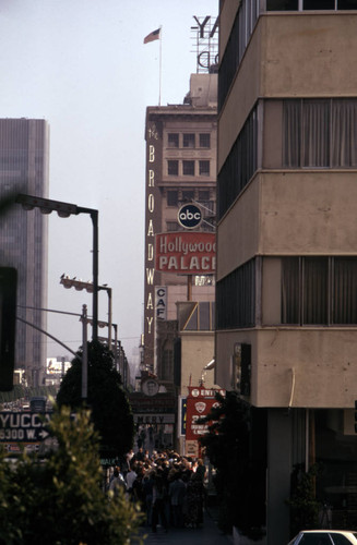 Merv Griffin Show taping, Hollywood Palace