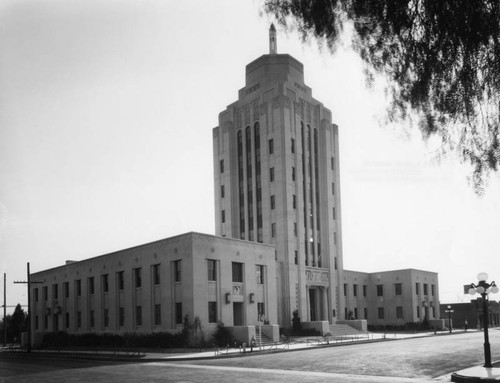 Van Nuys City Hall