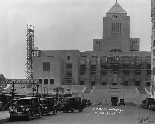 LAPL Central Library construction, south side