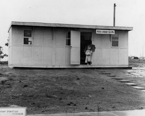 Westchester Station, Los AngelesPublic Library