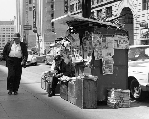 Hill Street newsstand