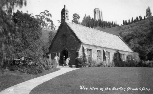 Forest Lawn's Wee Kirk o' the Heather