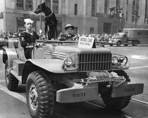 Coast Guard patrol dog, War Chest parade