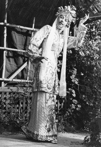 Carla Laemmle in Chinese dance pose