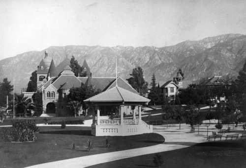 Pasadena Park and City Hall