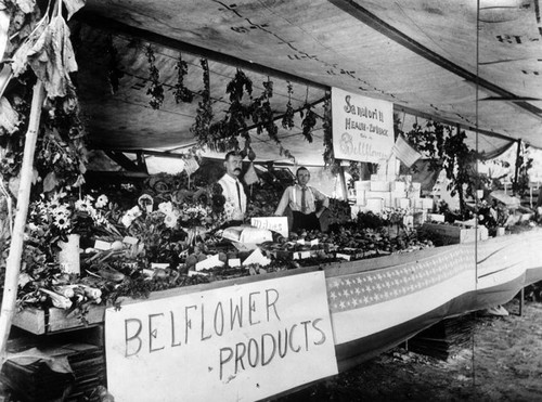 Agricultural exhibit, Bellflower