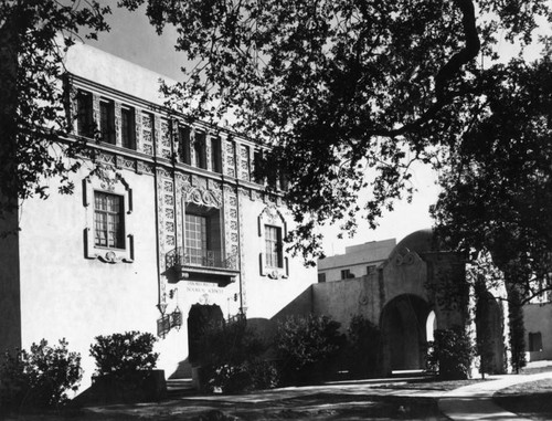 Cal Tech Biological Lab