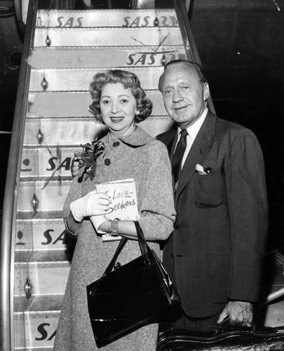 Jack Benny and wife