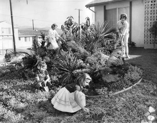 Spring gardening becomes family affair at Riger Marrs home in Lake View Terrace