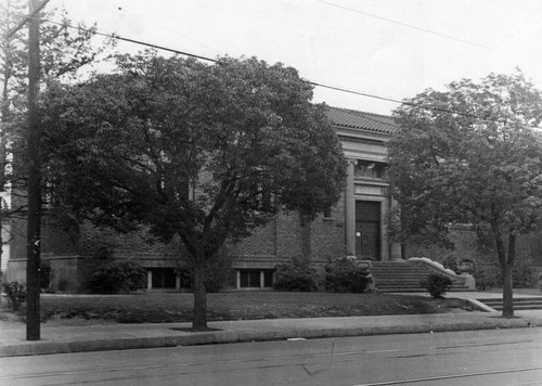 Vernon Branch Library