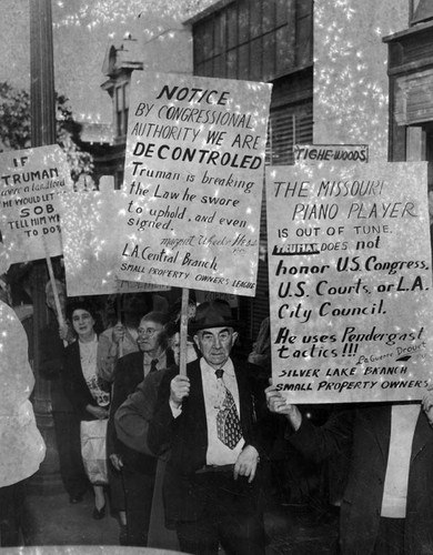 Landlords march in demonstration