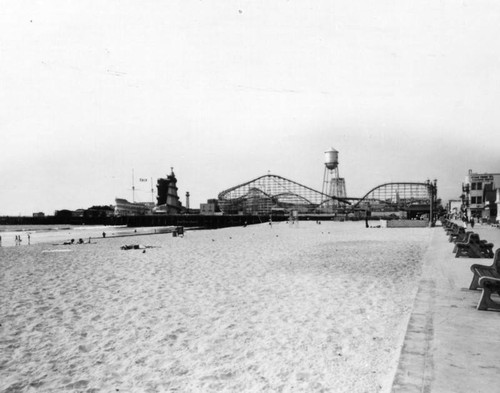 Venice beach and pier