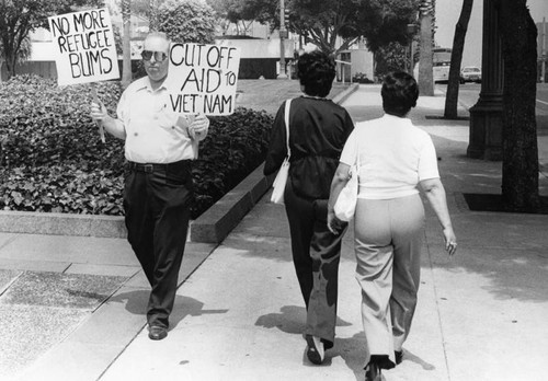 Vietnam aid protester