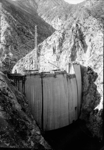 Construction of the Pacoima Dam