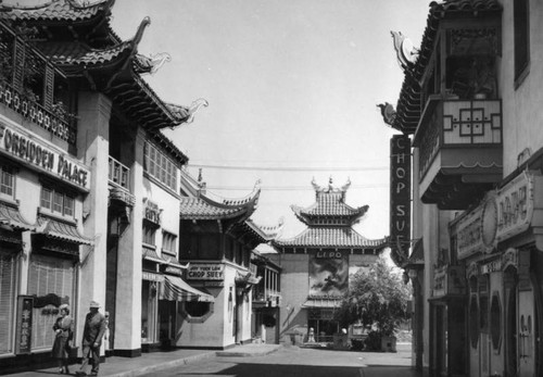 Restaurant row in New Chinatown