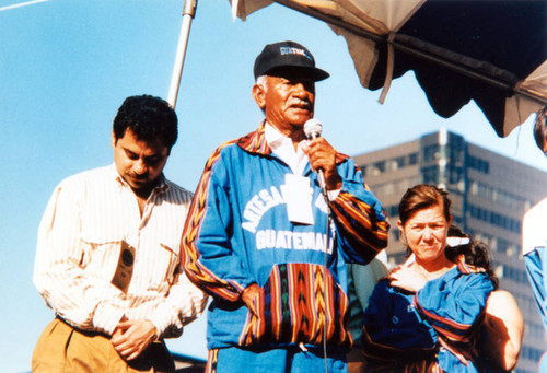 Los Angeles Marathon awards presentation