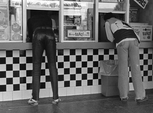 Two customer posteriors at the take-out