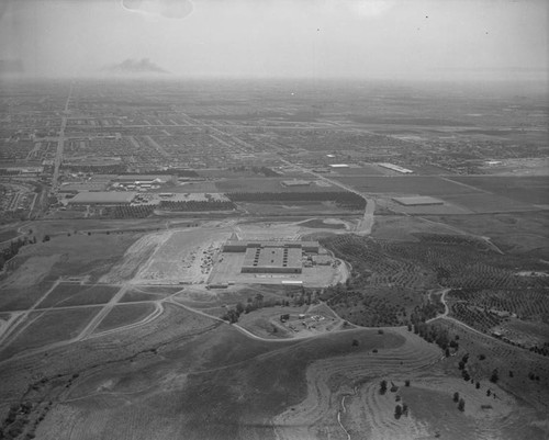 Hughes Aircraft and Ground Radar Systems Plant, looking south