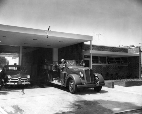 Open new San Fernando fire station