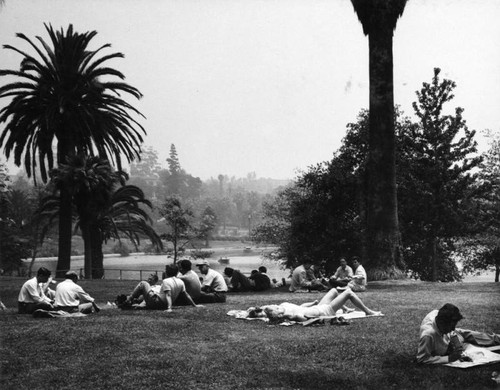 Students relaxing at MacArthur Park