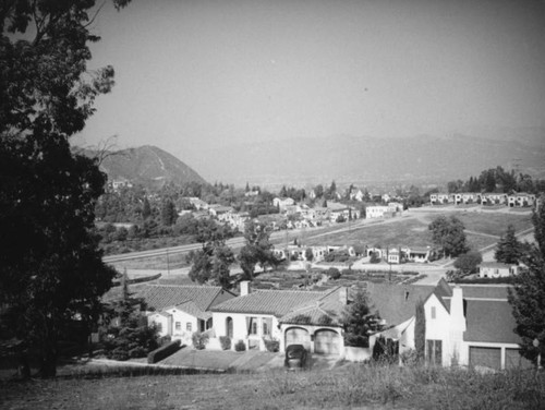 Homes viewed from Micheltorena Street in Silver Lake