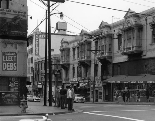 Intersection of Main and 5th Streets