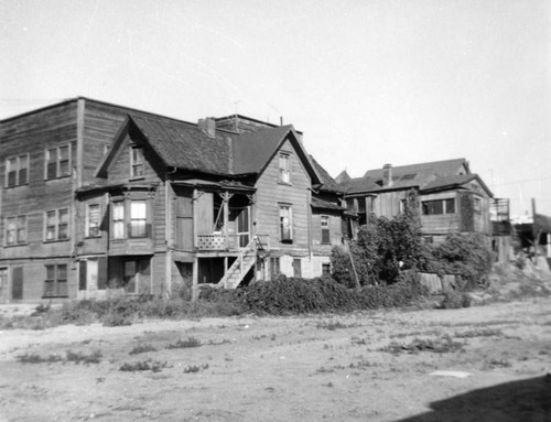 Bunker Hill residences