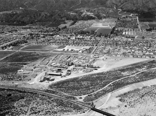 American Vitrified Products Co. plant, looking north over Duarte