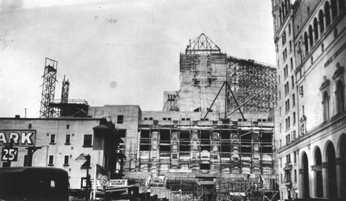 LAPL Central Library construction, south front under construction