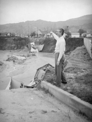 L.A. River flooding, pointing across the river in North Hollywood